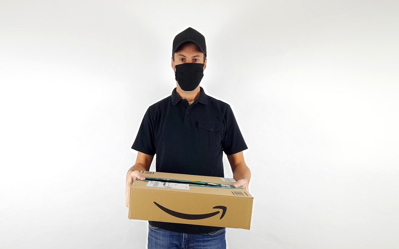 delivery, man, parcel, package, transport, amazon, box, cardboard, delivery, amazon, amazon, amazon, amazon, amazon